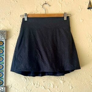 Izod Performance Tennis Skirt with Ball Pockets 🎾 size Small